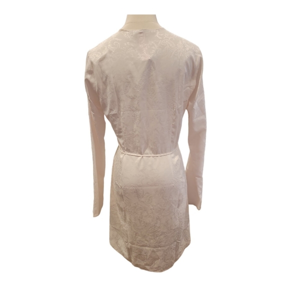 NWT Victoria Secret Crossover Tie Satin Robe Small - Picture 3 of 4